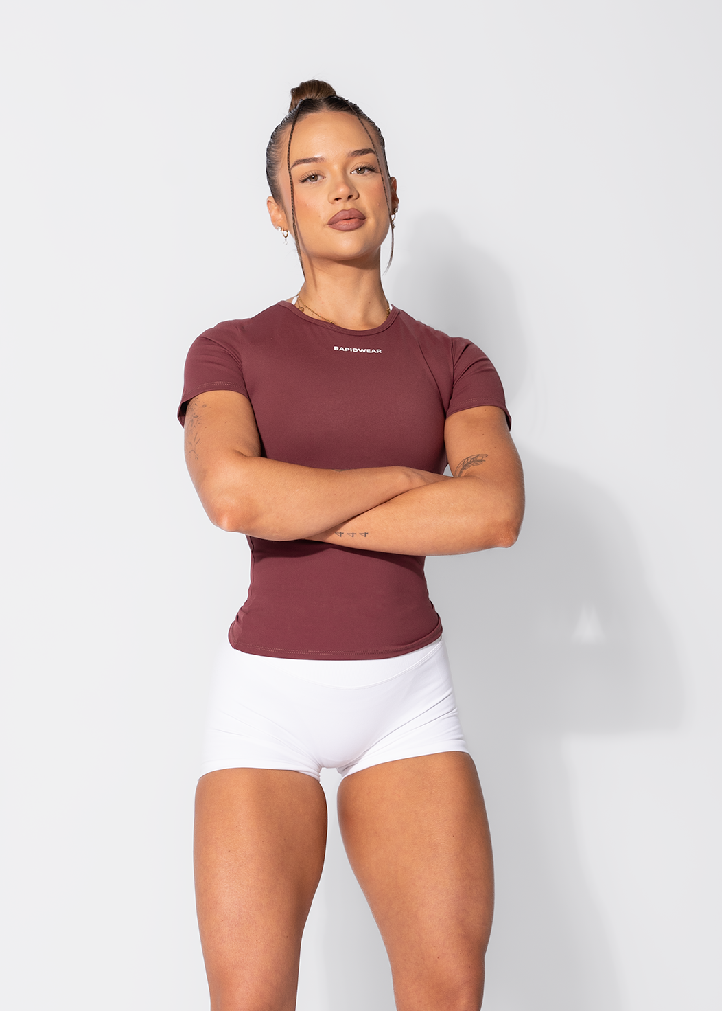 FORM FITTED TEE - BURGUNDY