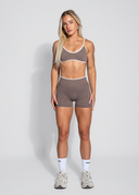CONTOUR SEAMLESS SCRUNCH BUM SHORTS - BROWN