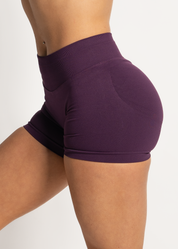 SCULPT SCRUNCH BUM SHORTS - GRAPE