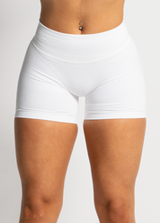 SCULPT SCRUNCH BUM SHORTS - WHITE