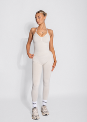 BALANCE FITTED HALTER TOP - MIST