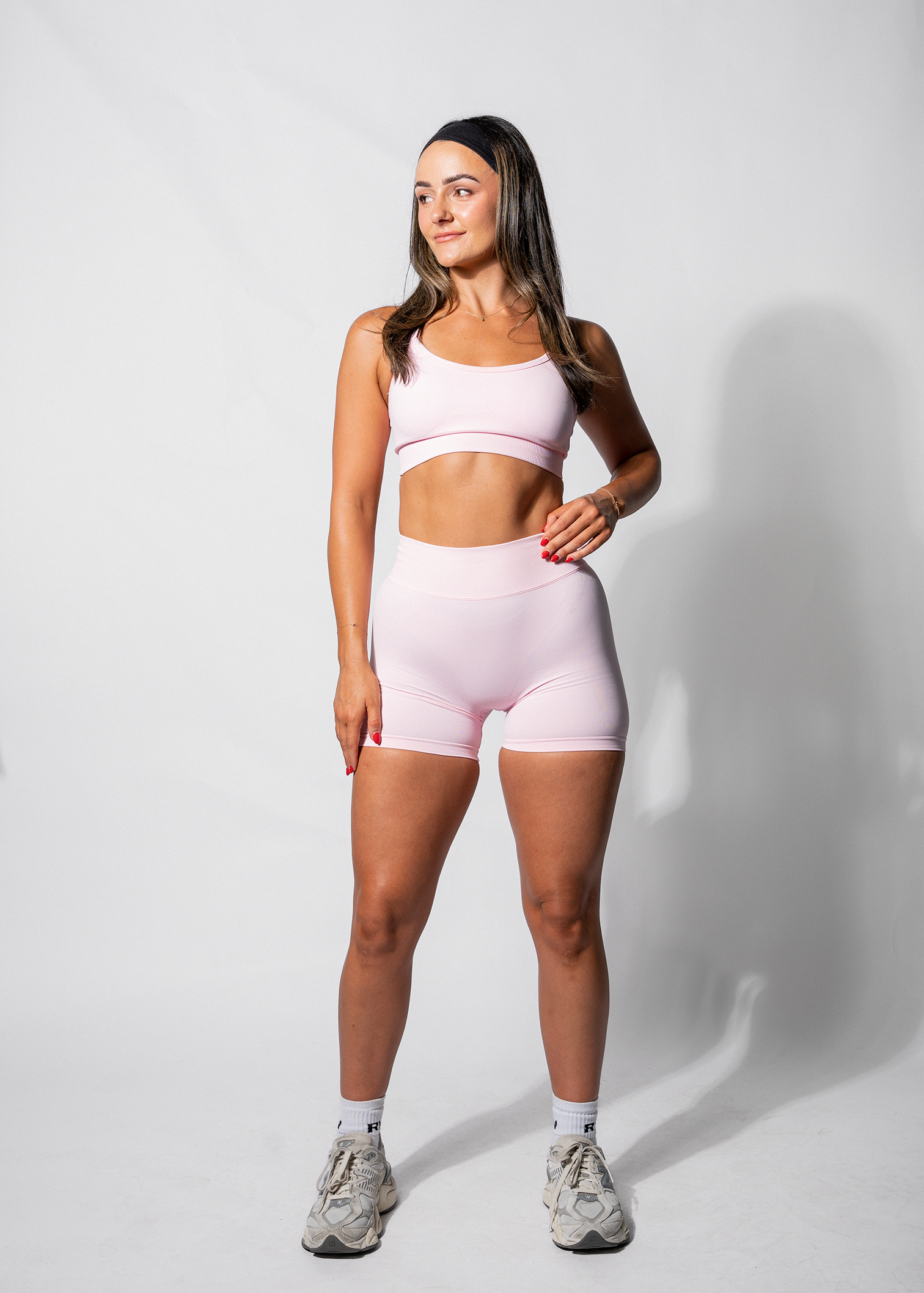 ULTIMATE SCRUNCH SHORTS - BABY PINK