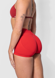 ELEVATE V-SCRUNCH BUM SHORTS - RED