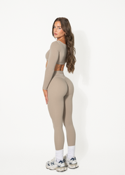 CLEO SCRUNCH LEGGINGS - BEIGE