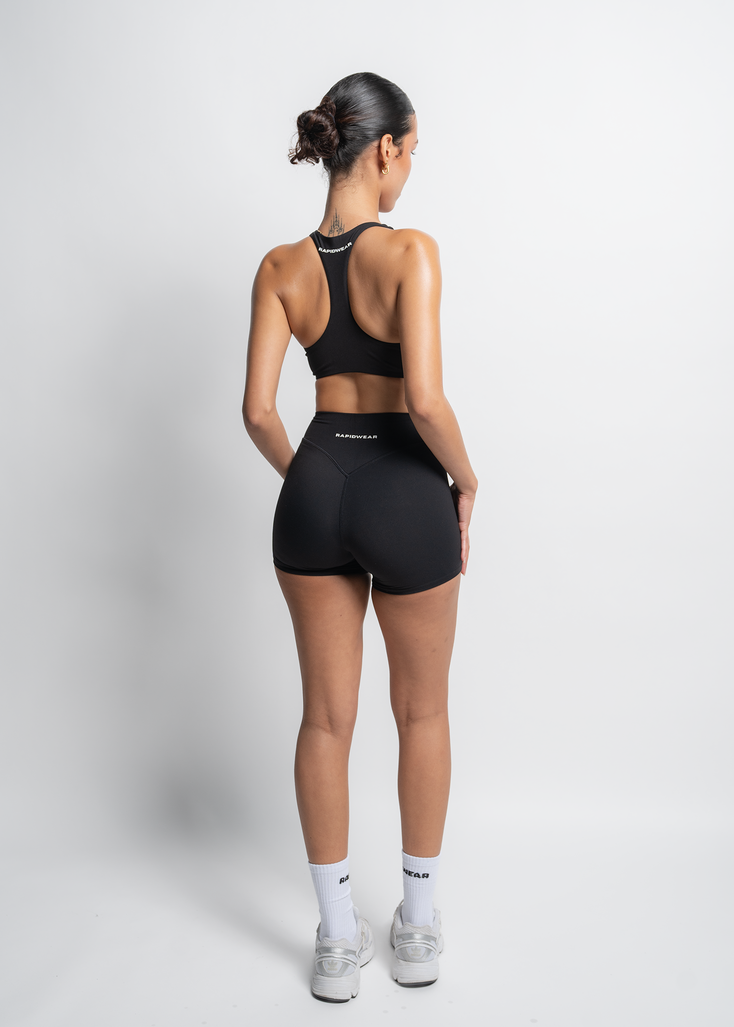 FLOW SHORTS - BLACK