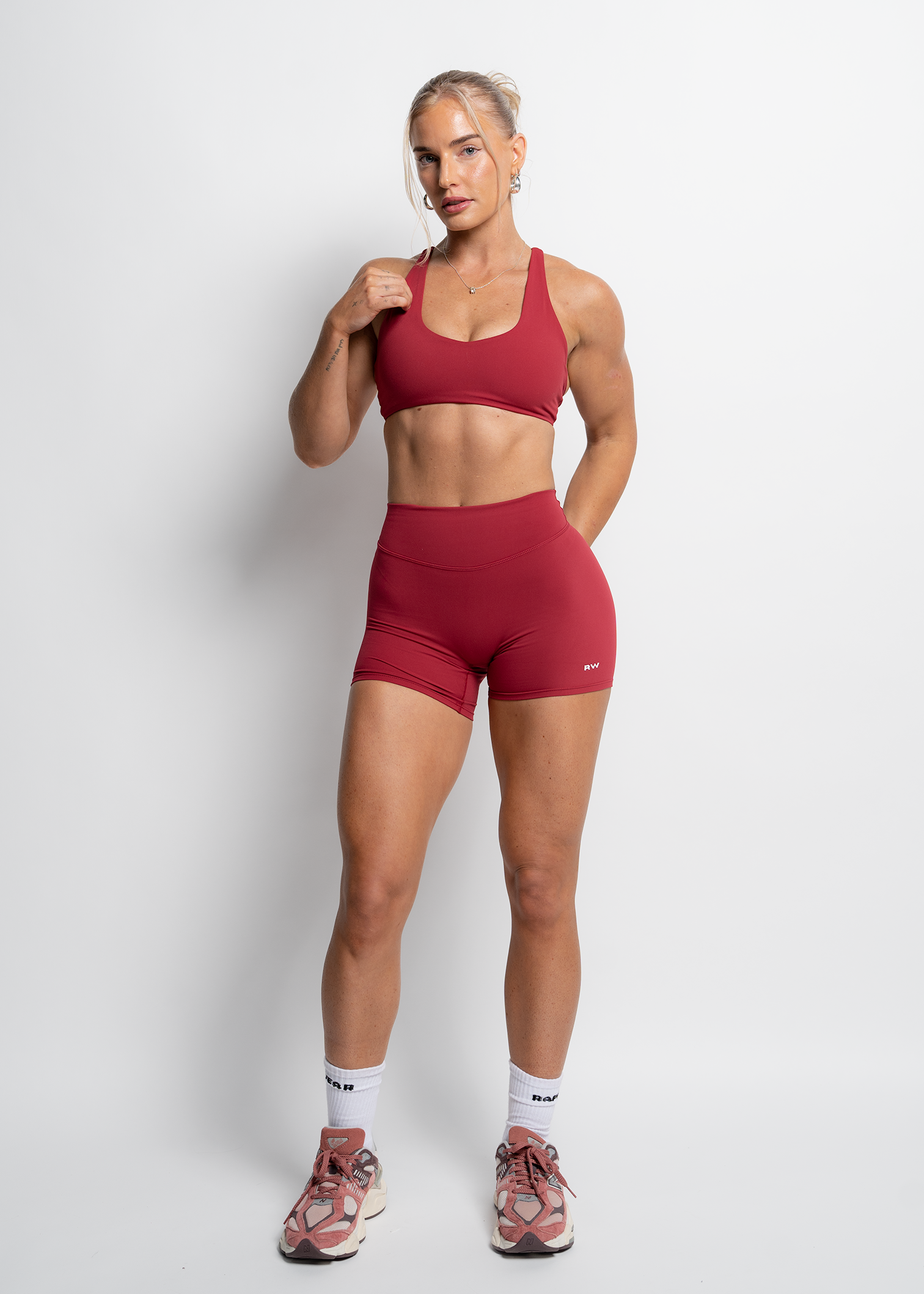 FLOW SHORTS - CHERRY