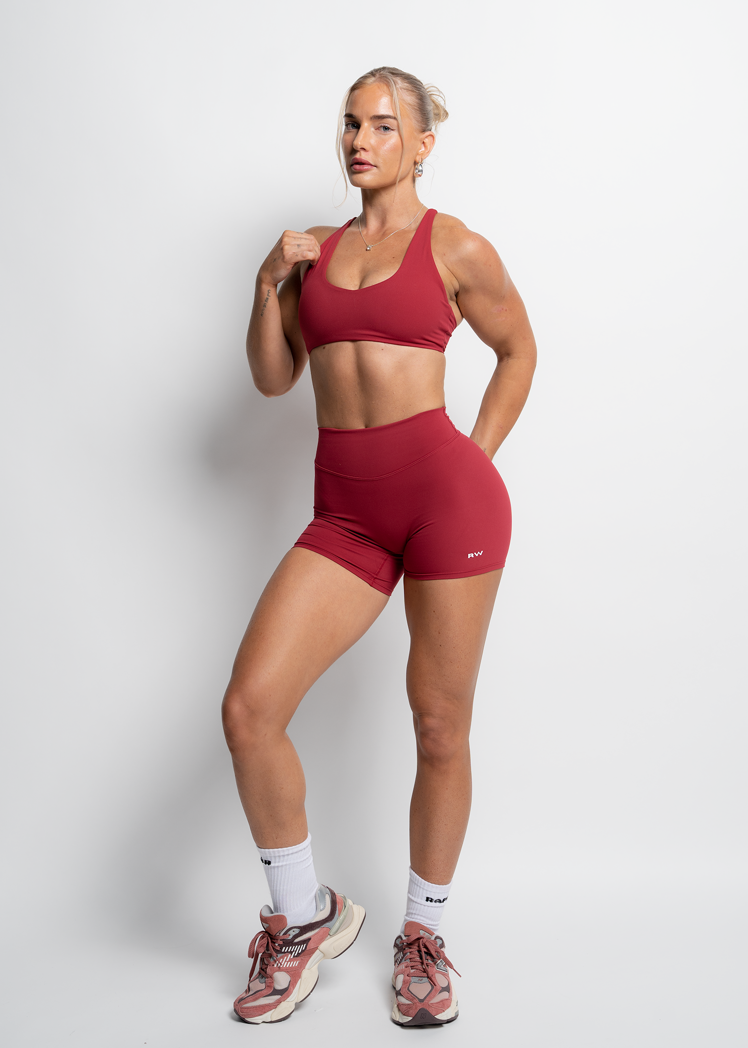 FLOW SHORTS - CHERRY
