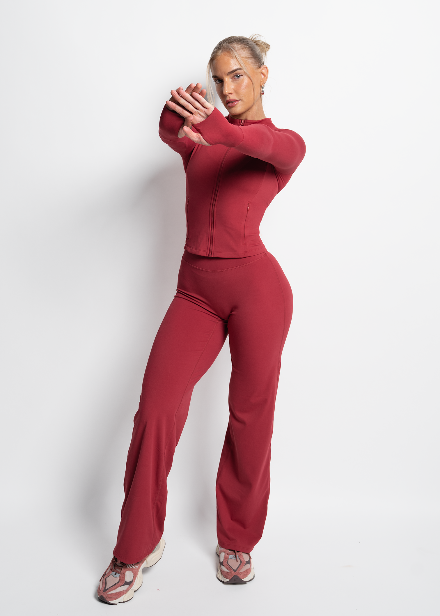 FLOW SILHOUETTE ZIP-UP JACKET - CHERRY