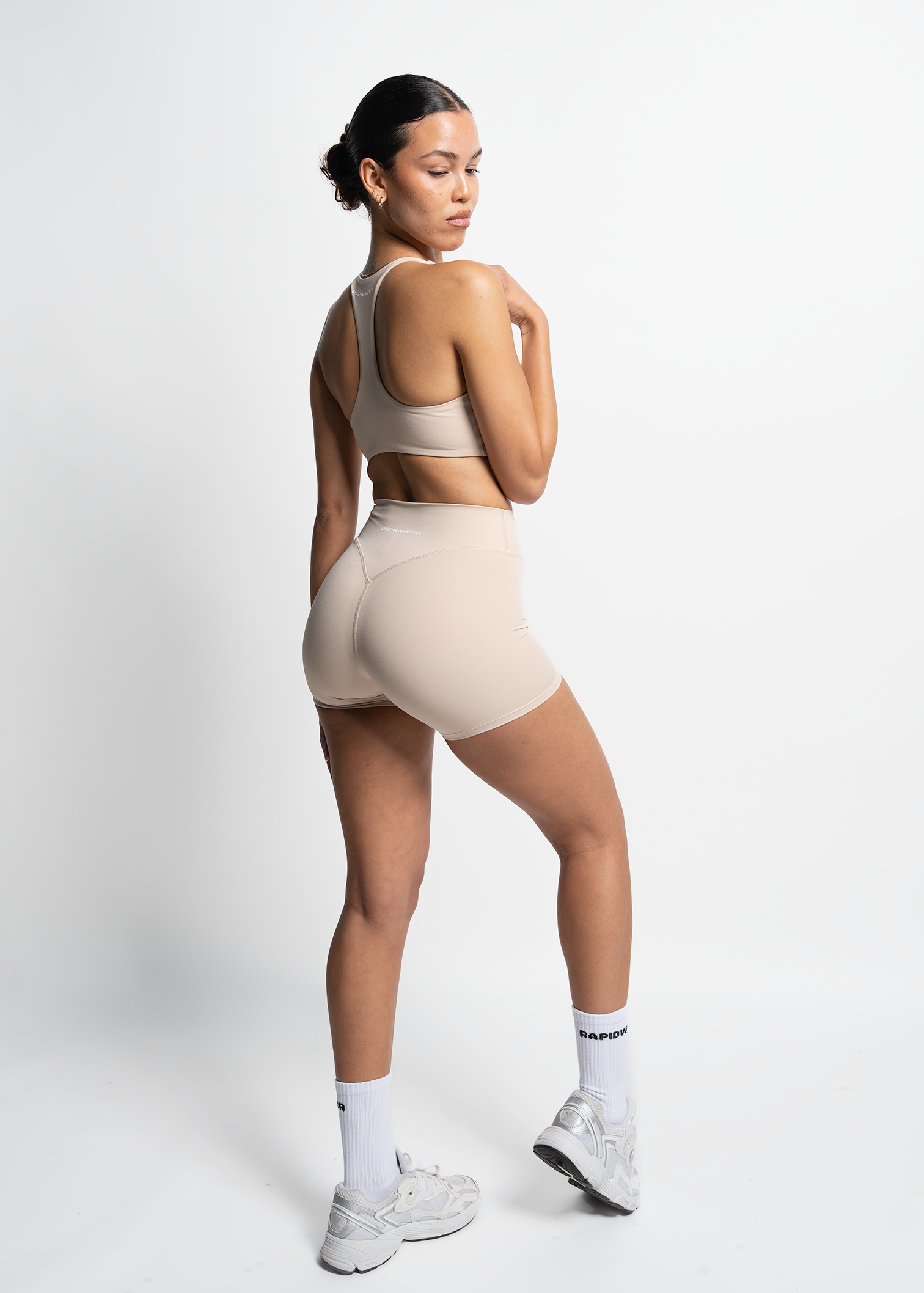 FLOW SHORTS - BEIGE