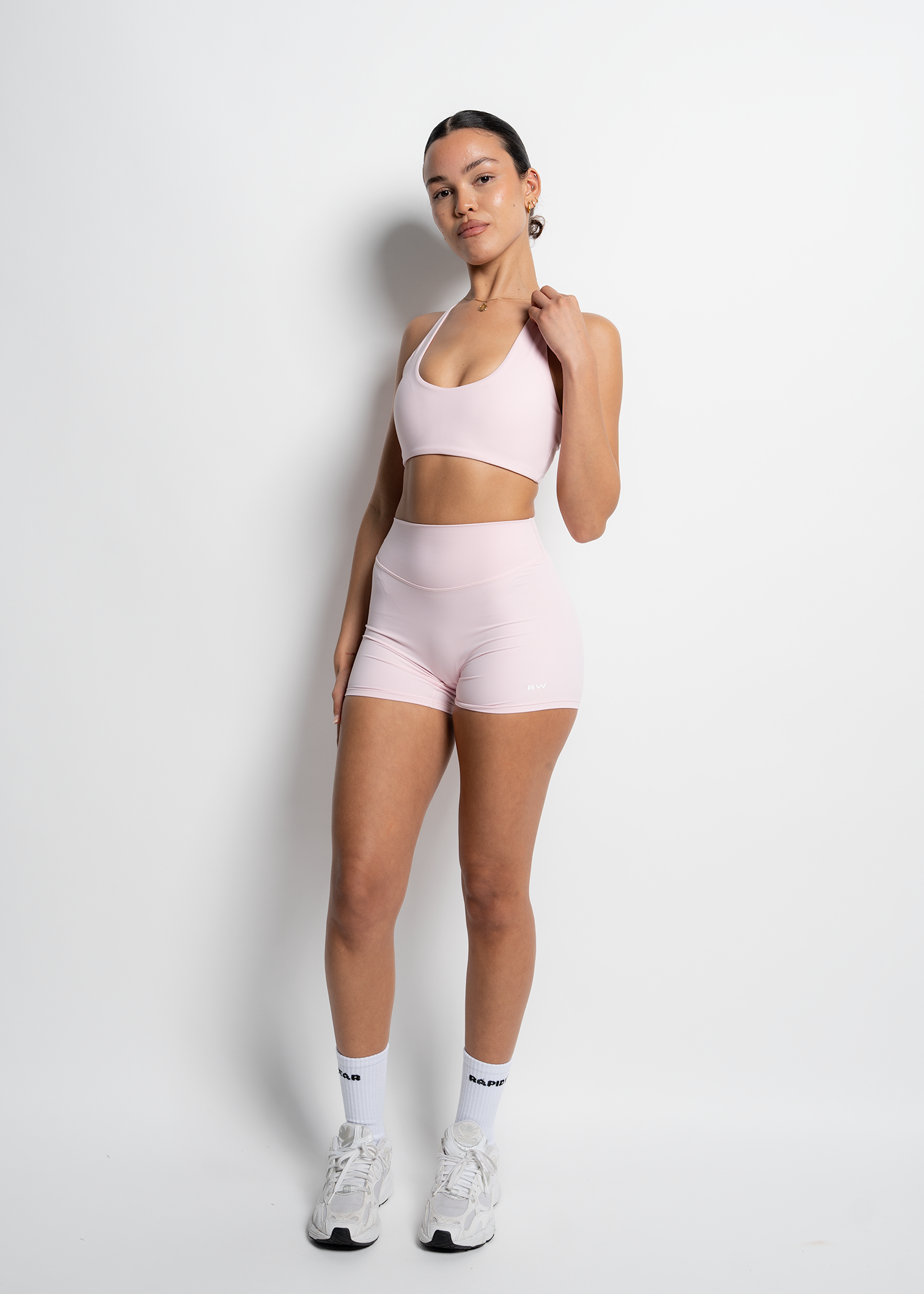 FLOW SHORTS - MILKSHAKE