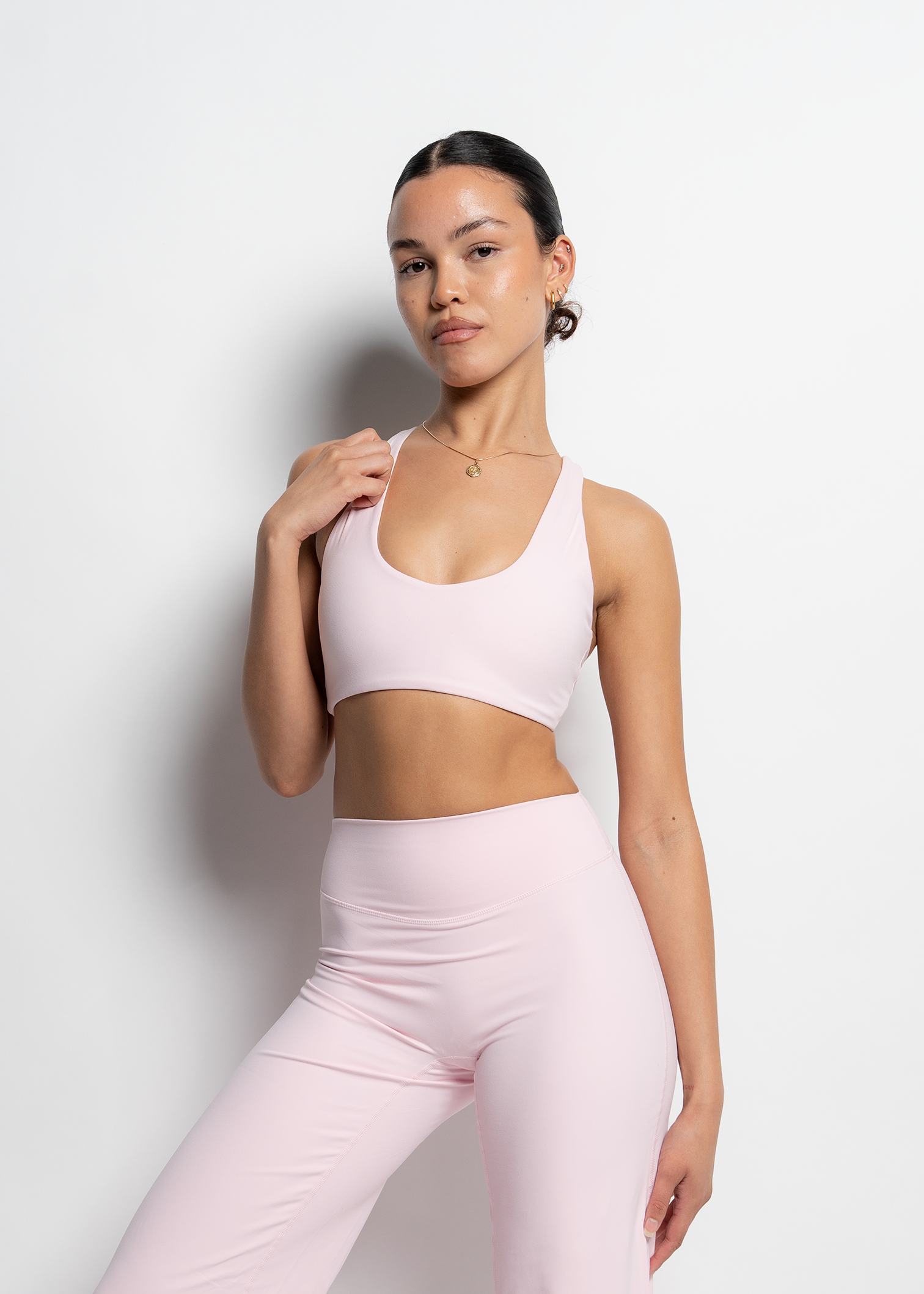 FLOW SPORTS BRA - MILKSHAKE