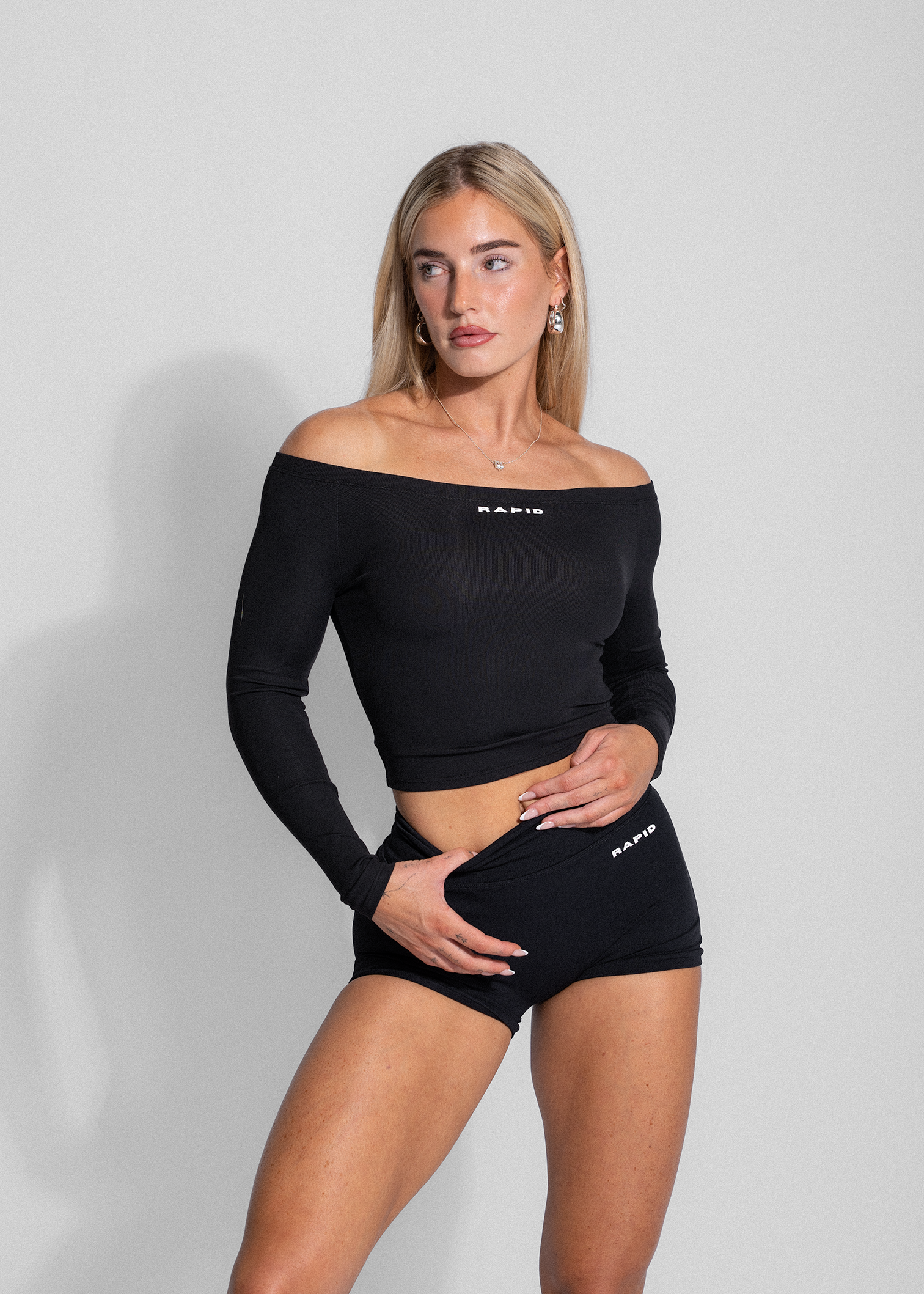 LUXE OFF SHOULDER LONG SLEEVE - BLACK