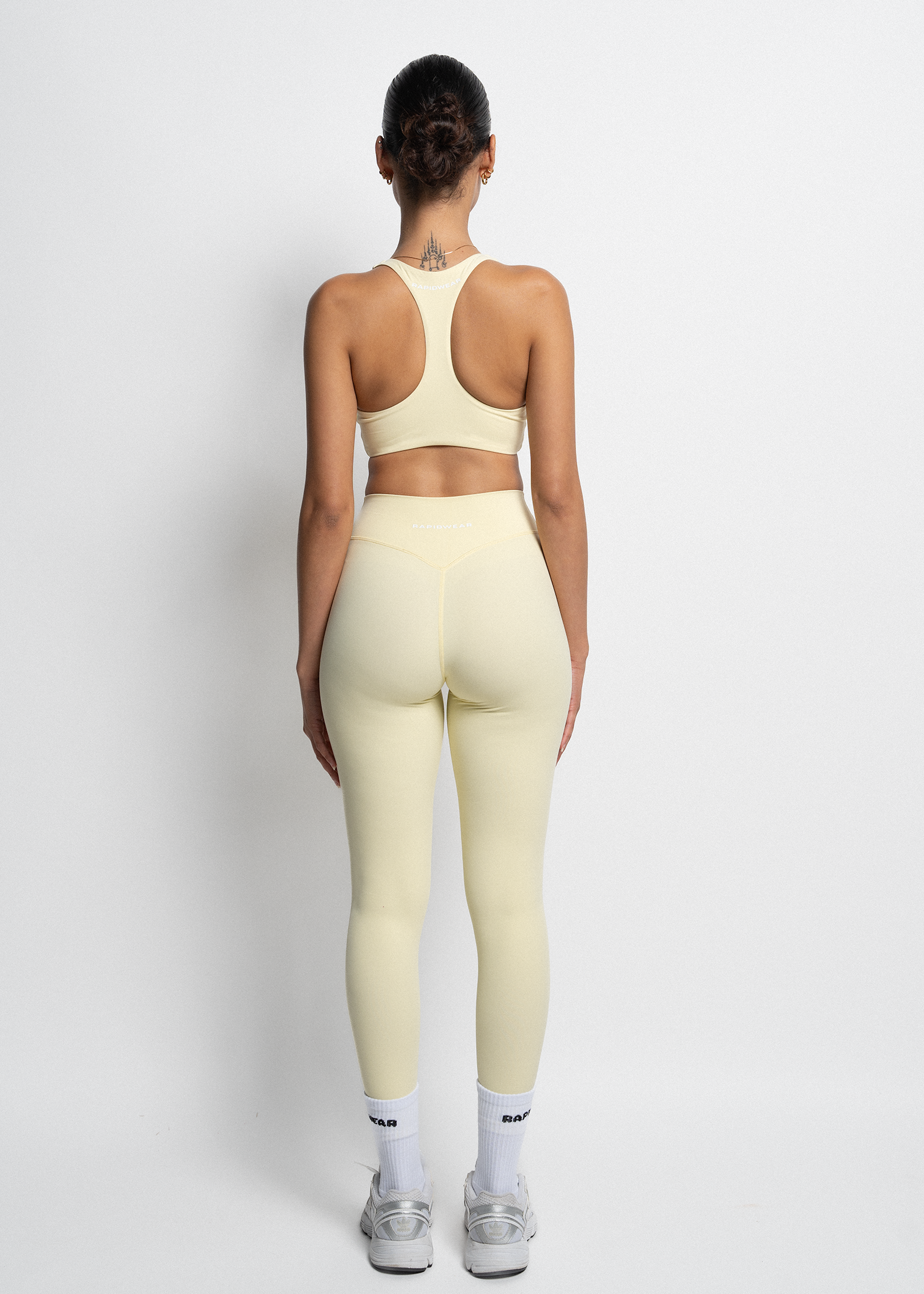 FLOW LEGGINGS - BUTTER YELLOW
