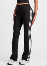 FORM STRIPED FLARES - BLACK