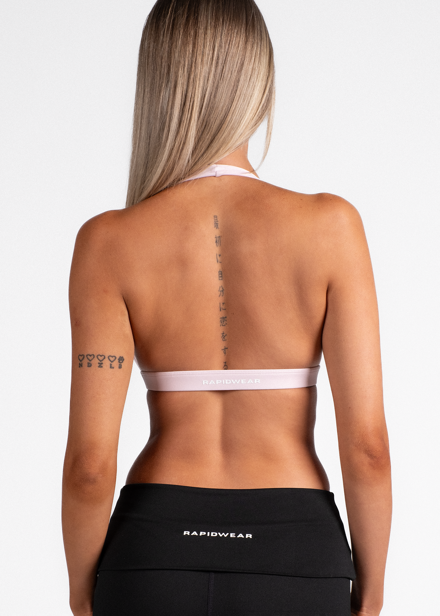 FORM HALTER BRA - BLUSH PINK