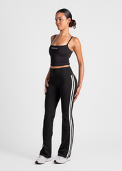 FORM STRIPED FLARES - BLACK