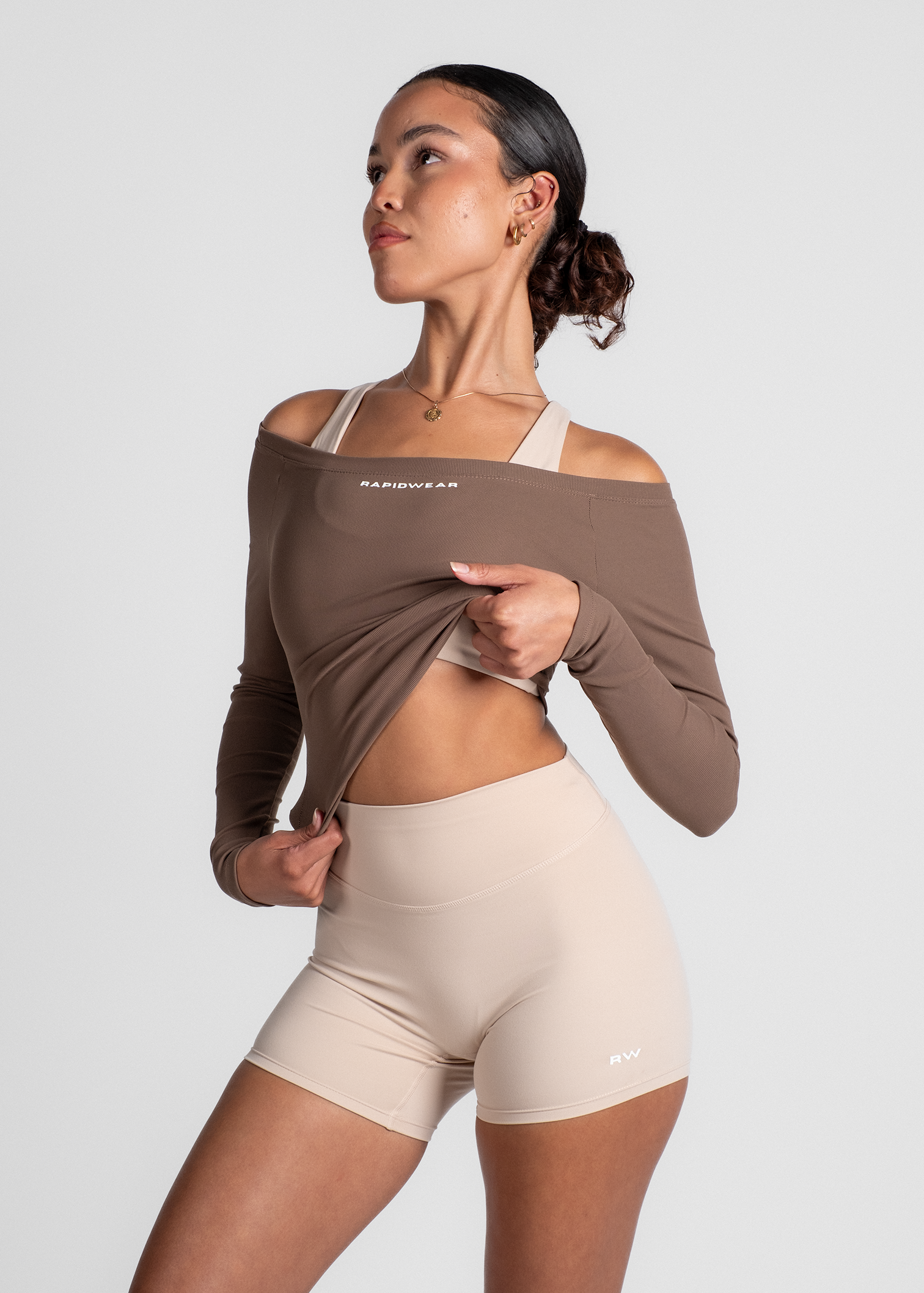 FORM OFF SHOULDER LONG SLEEVE - BROWN