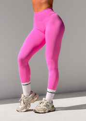 BALANCE SCRUNCH BUM LEGGINGS - BARBIE PINK